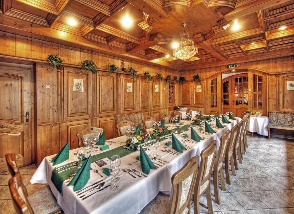 Hotel Zur Krone Ronneburg  外观 照片