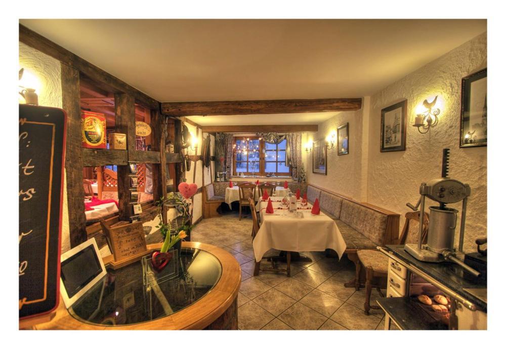 Hotel Zur Krone Ronneburg  外观 照片